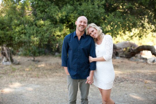 what to wear for engagement photos