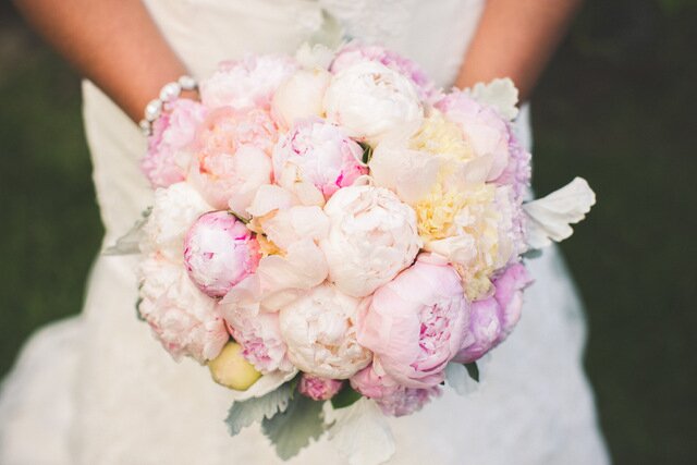 Relaxed Barn Wedding | Orange Owl Photography on Oh Lovely Day