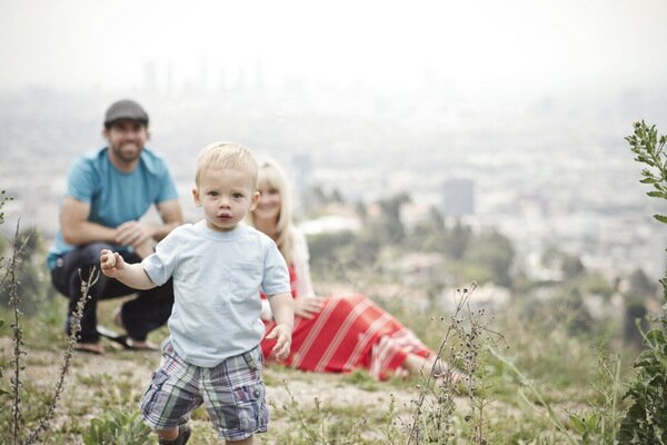 Spring Family Photoshoot | Oh Lovely Day | Photos by Jennifer Roper