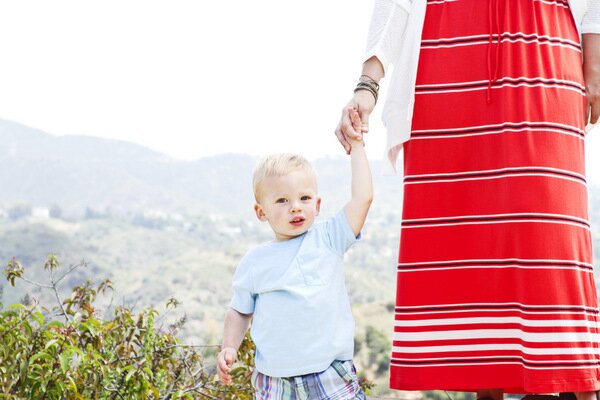 Spring Family Photoshoot | Oh Lovely Day | Photos by Jennifer Roper