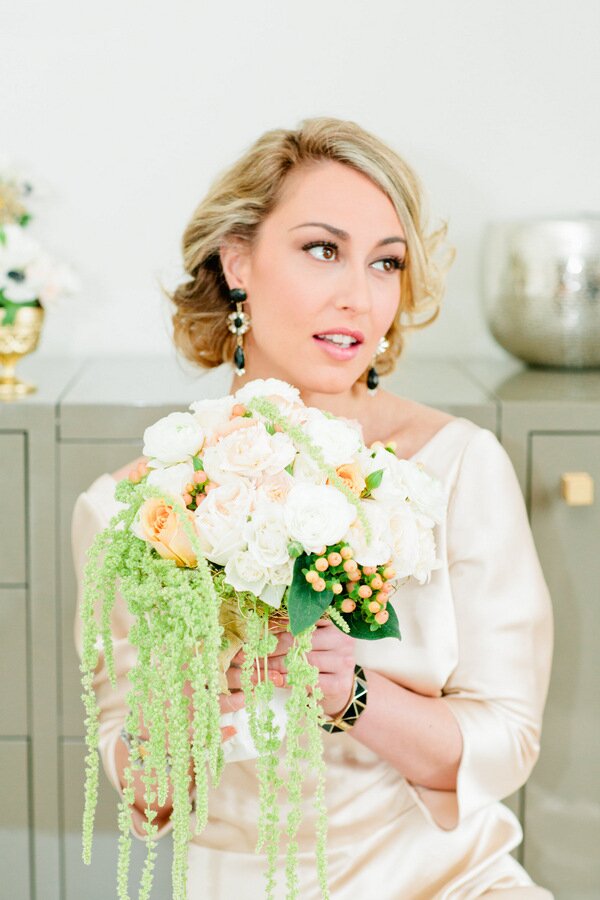 Vintage Beauty Tutorial | Photos by Cassandra Photo; Hair & Styling by Maritza Buelvas; Makeup by Brenda Arelano