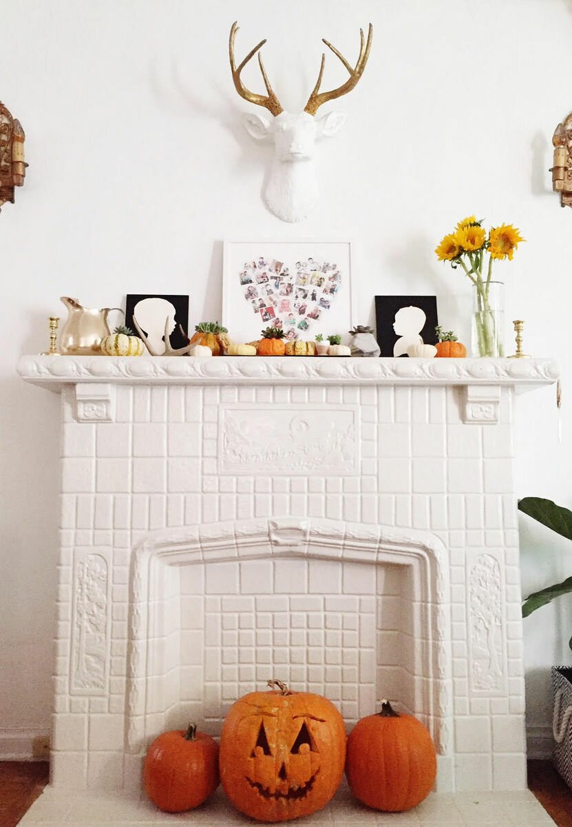 These DIY succulent pumpkins combine are so easy to make and so fun for fall decorating and gifting! A must pin and make! cute fall mantle styling too.