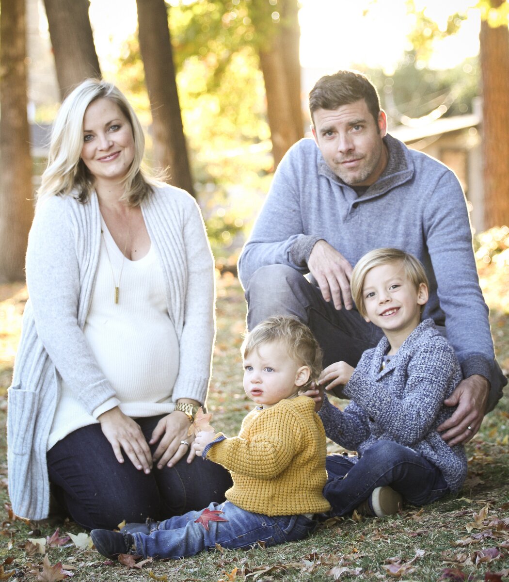 Oh Lovely Day fall family photos | Jennifer Roper Photography