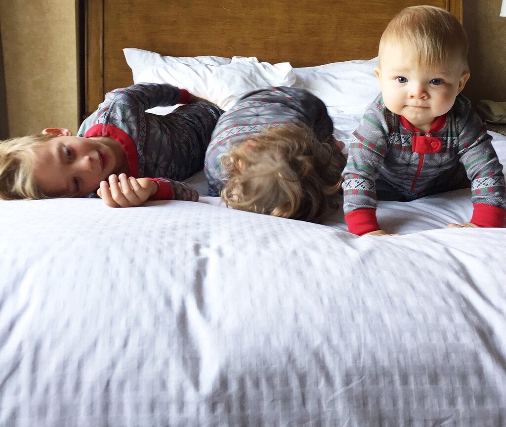 Holiday Traditions: Matching Family Christmas pajamas with Hanna Andersson and Oh Lovely Day