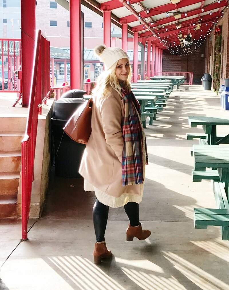 Winter Style: Lots of Layers + Plaid on Plaid #holidaystyle #winterstyle